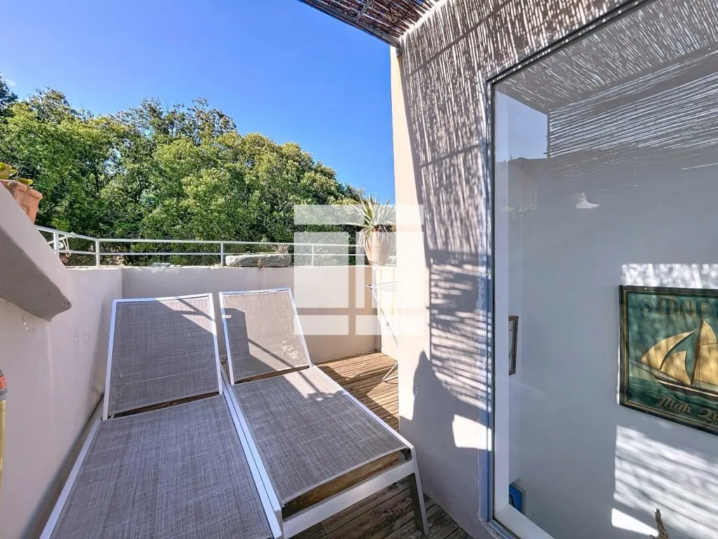 Terrass - Apartment with Sea View on Private Rooftop in Erbalunga
