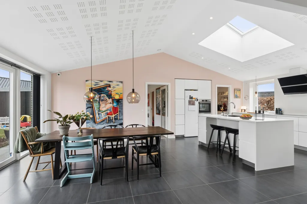 Köök - Elegant Villa with Smart Home in Køge