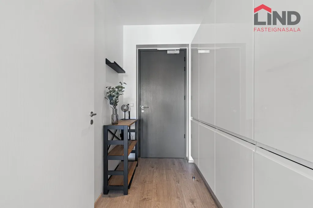 Ingresso - Studio Apartment with Sea View in Hafnarfjörður