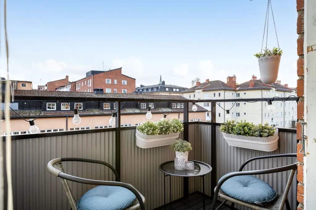 Balcone - Modernised Flat with Balcony in Vasastaden