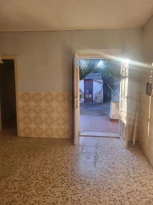 Toad - Terraced House in Quiet Area, Azuaga