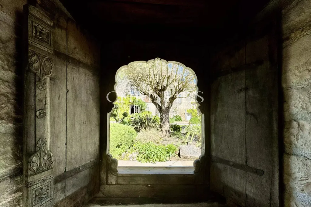 Ingresso - Historic Manor with Courtyard in Tusson, Charente