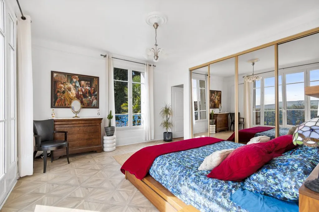 Magamistoad - Luxury House with Panoramic View in Hardricourt