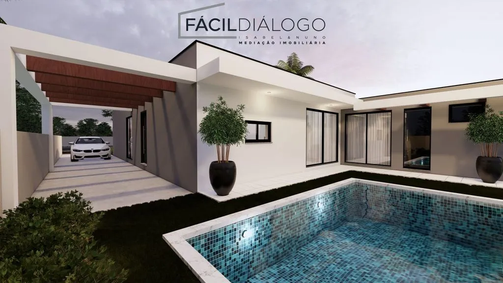 Luxury House with Pool in Seixal