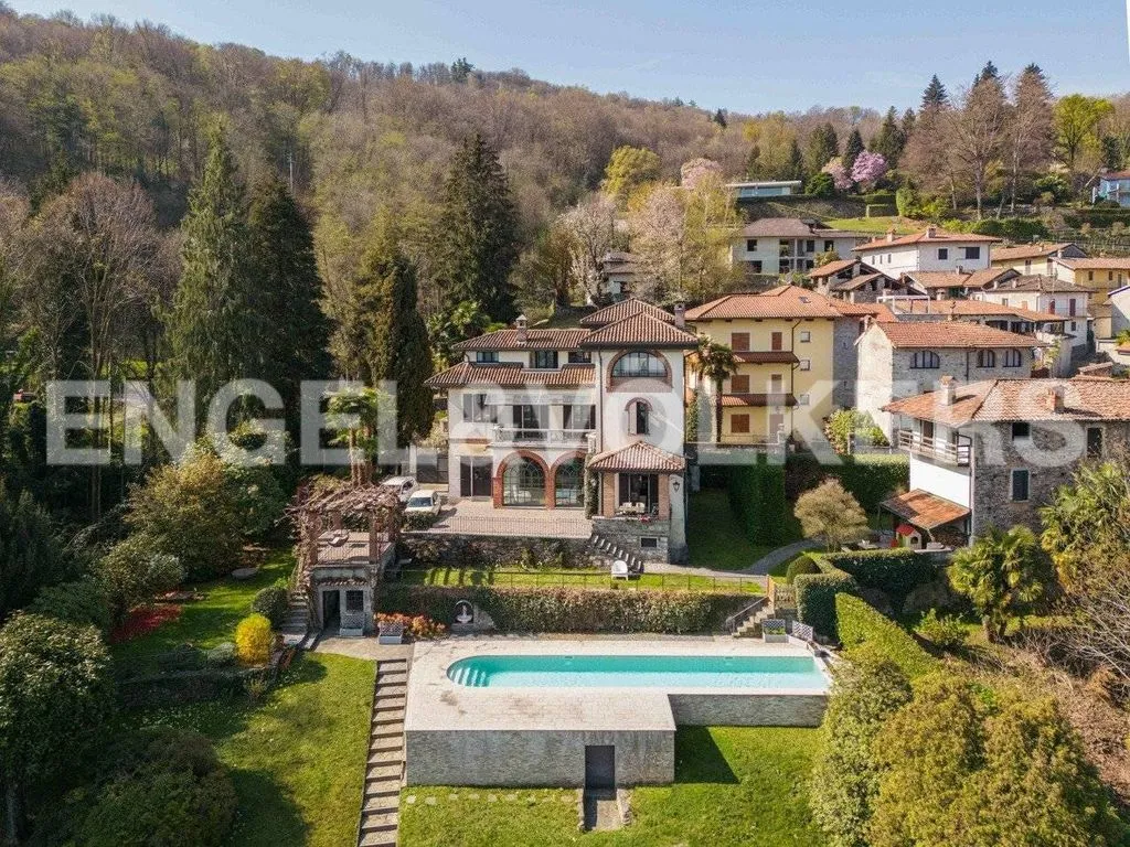 Vue aérienne - Villa with Lake View in Stresa