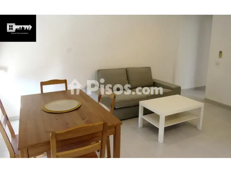 Séjour - Furnished Flat with Balcony in Benalúa