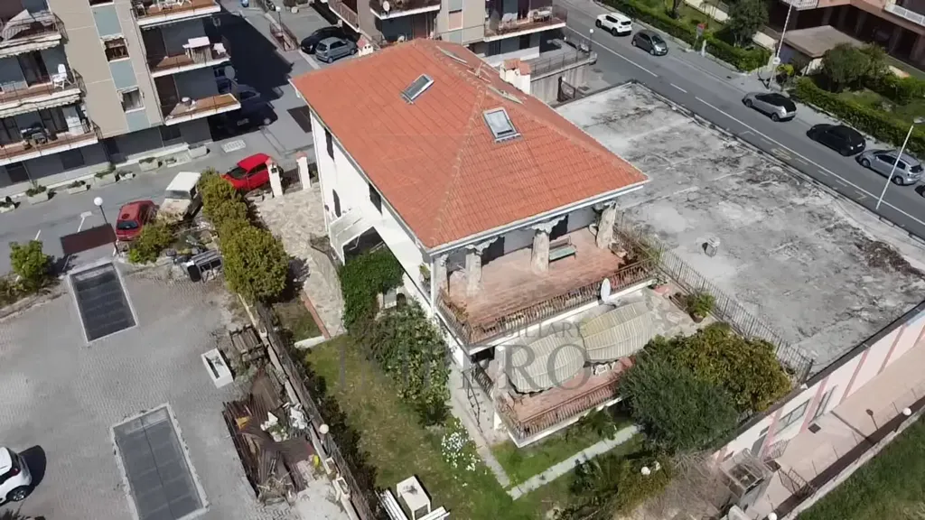 Õhuvaade - Villa with Sea View in Nervia, Ventimiglia