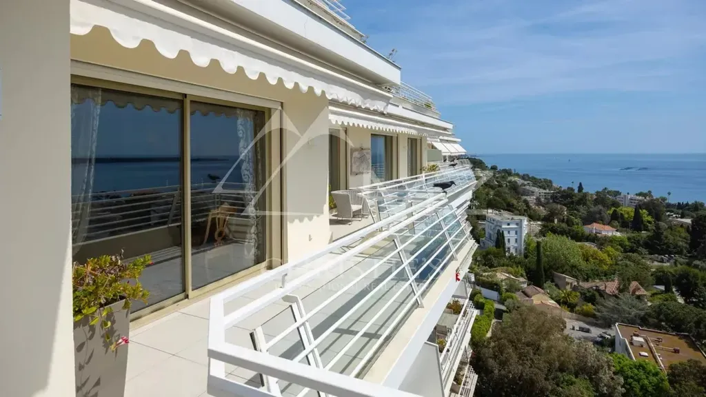 4 magamistoaga korter asukohas Cannes