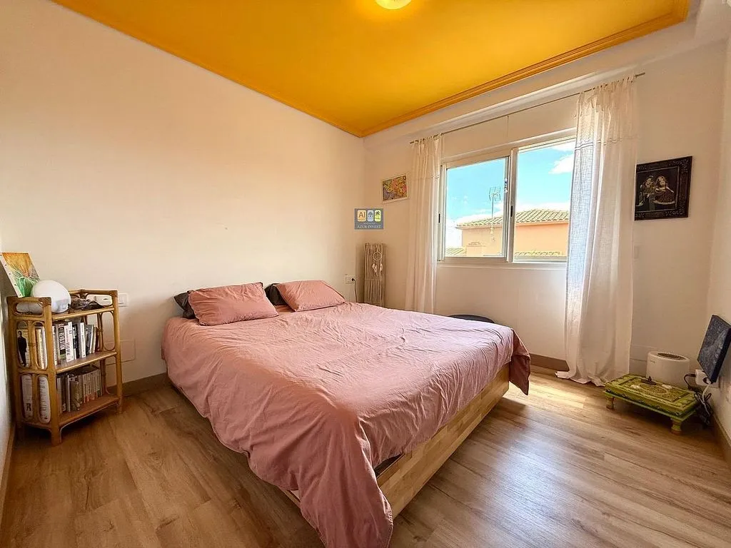 Magamistoad - Chalet with Private Pool in Bonalba Urbanisation