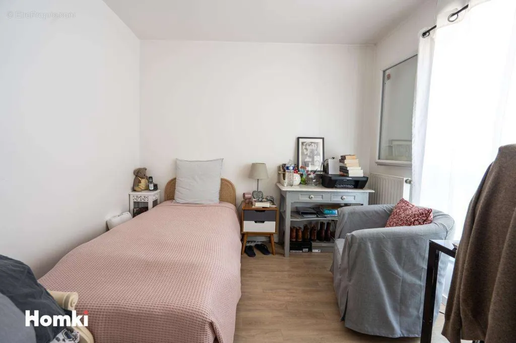 Bedrooms - Modern Apartment with Loggia in Nantes