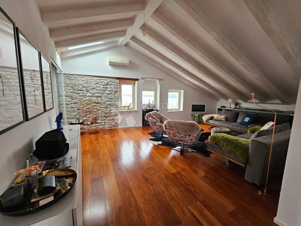 Elutuba - Apartment with Sea View in Rovinj Centre