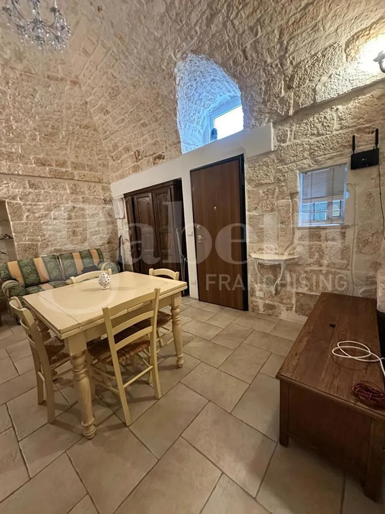 Söögituba - Independent House with Stone Vaults in Ostuni