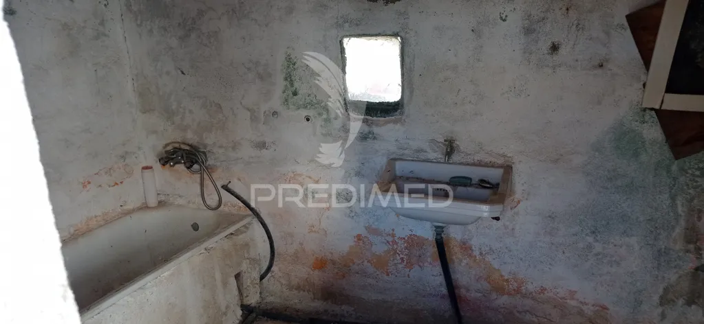 Vannitoad - Traditional House with River View in Cadafaz