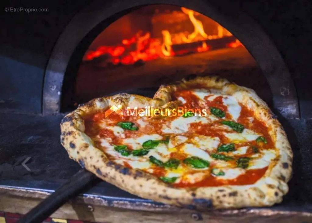 Pièces - Pizzeria avec Licence IV dans Galerie Marchande à Lisieux