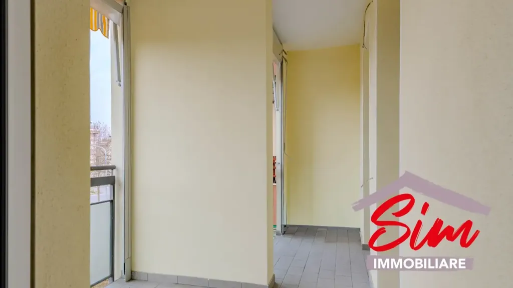 Balcon - Four-room Flat with Balcony in San Paolo
