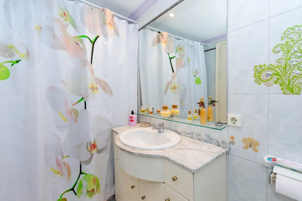 Bagni - Townhouse with Garden in Estepona