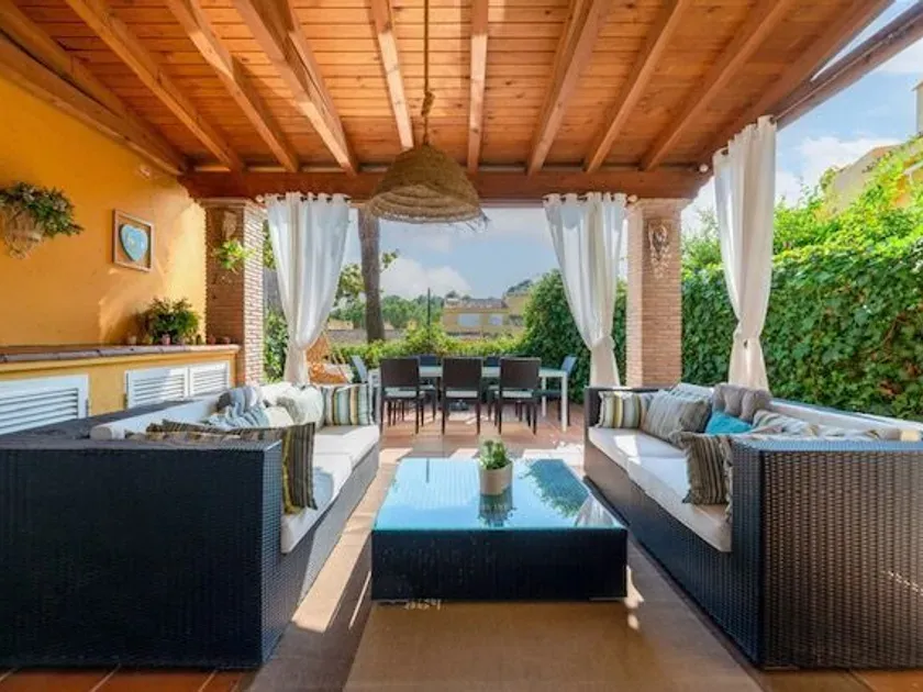 Terrazza - Charming Adosado with Pool in Marbella Centre