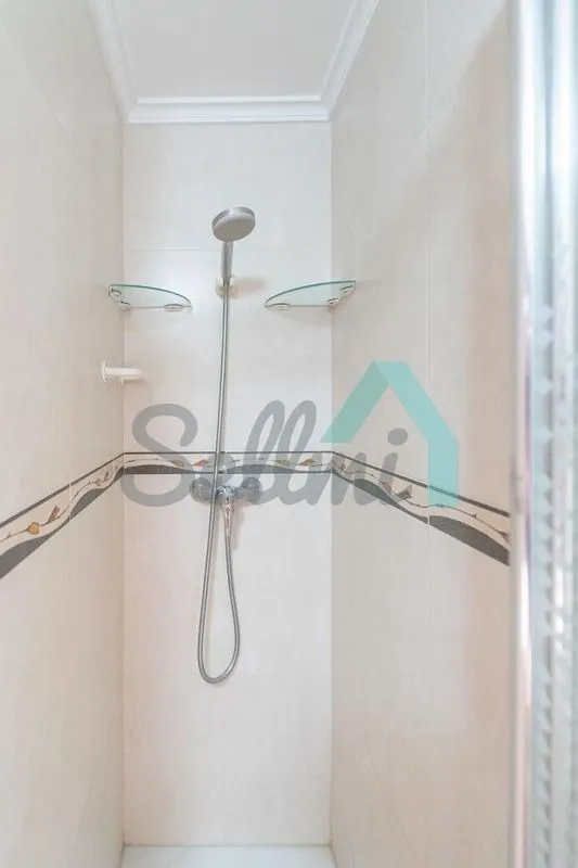 Vannitoad - Furnished Flat with West View in Oviedo