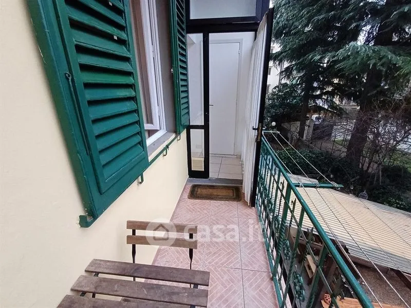 Balcon - Armed Trilocale with Balcony in Florence