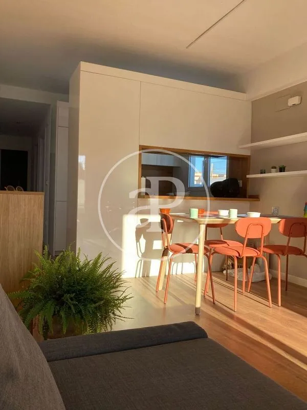 Salle à manger - Apartment with East-Facing Terrace in Arrancapins