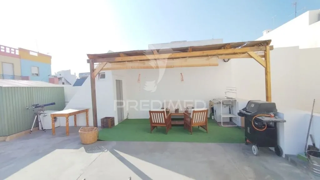 Terrasse - Villa with Studios and Backyard in Olhão