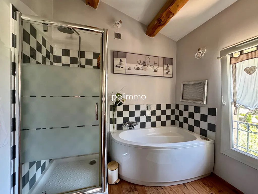 Bagni - Bastide with 8,000m² Garden in Salon-de-Provence