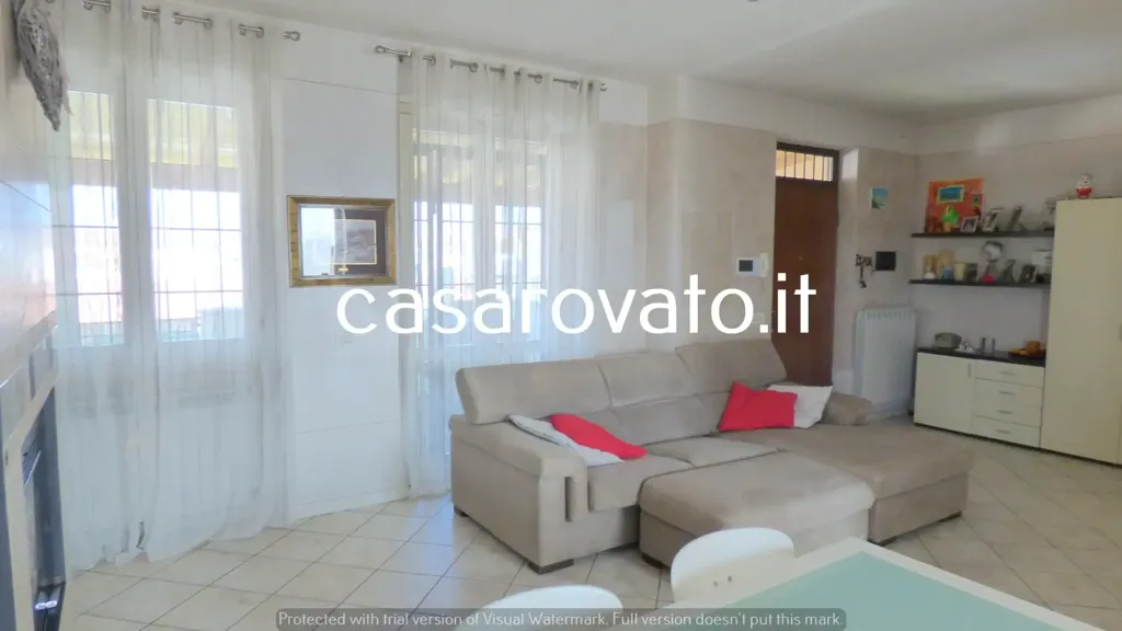 Elutuba - Triplex Attic with Terrace in Rovato