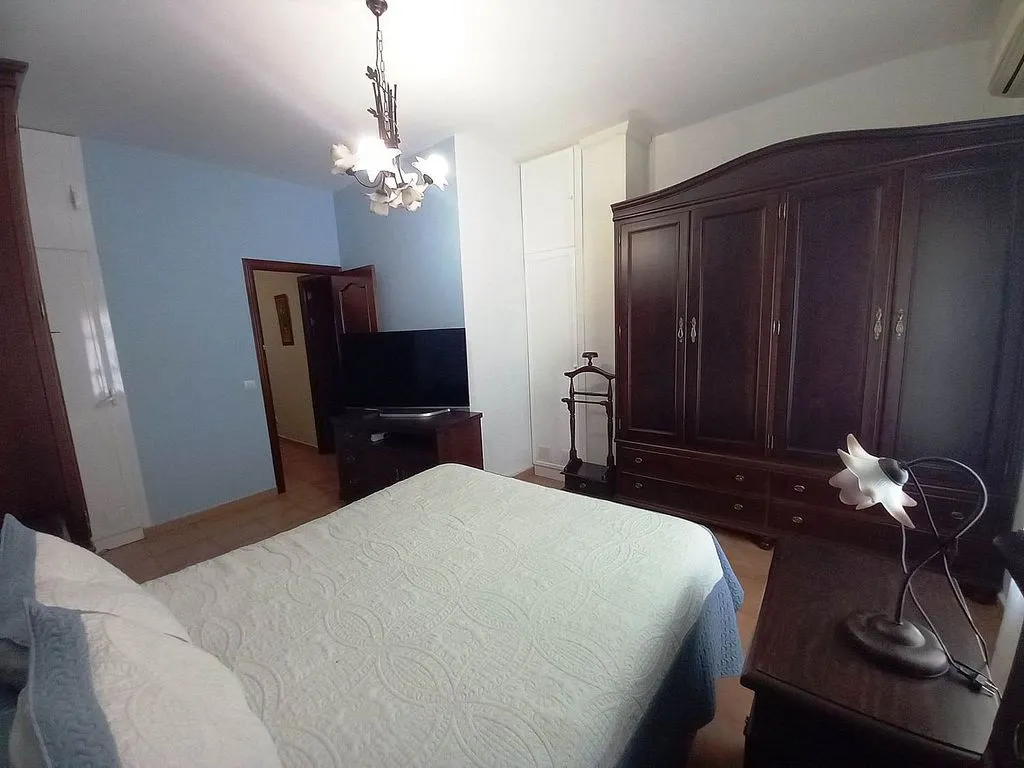 Chambres - Semi-detached House with Balcony in El Pedroso