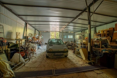 Garage - Chalet with Terrace in Can Carbonell
