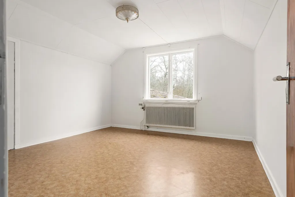 Toad - Charming Villa with Garden in Norrhult