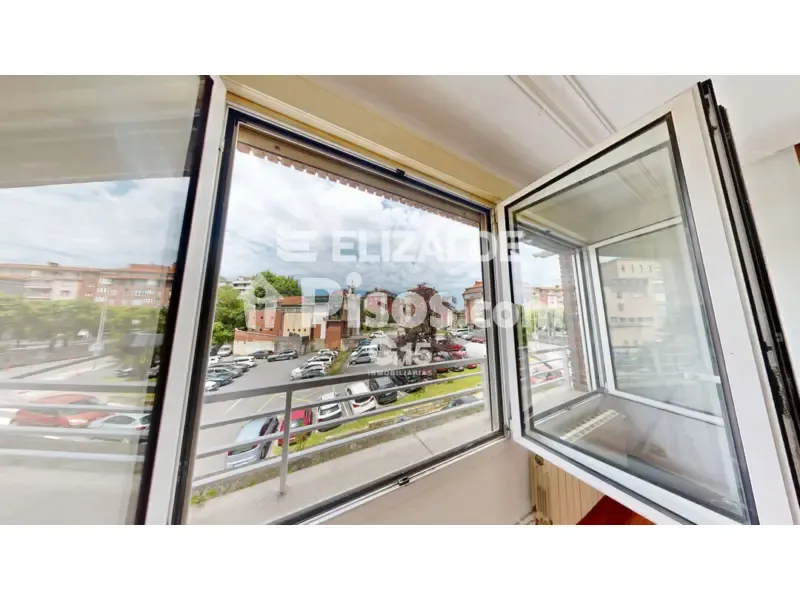 Rõdu - Apartment with Balcony near Hernani Town Centre