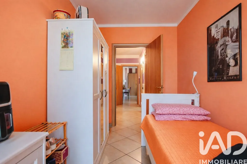 Chambres - Trilocale with Terrace in Torbiato, Adro