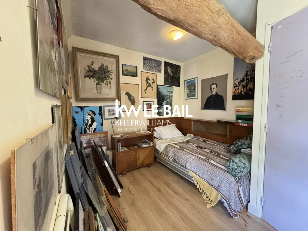 Magamistoad - Stone Town House with Garden in Sagy