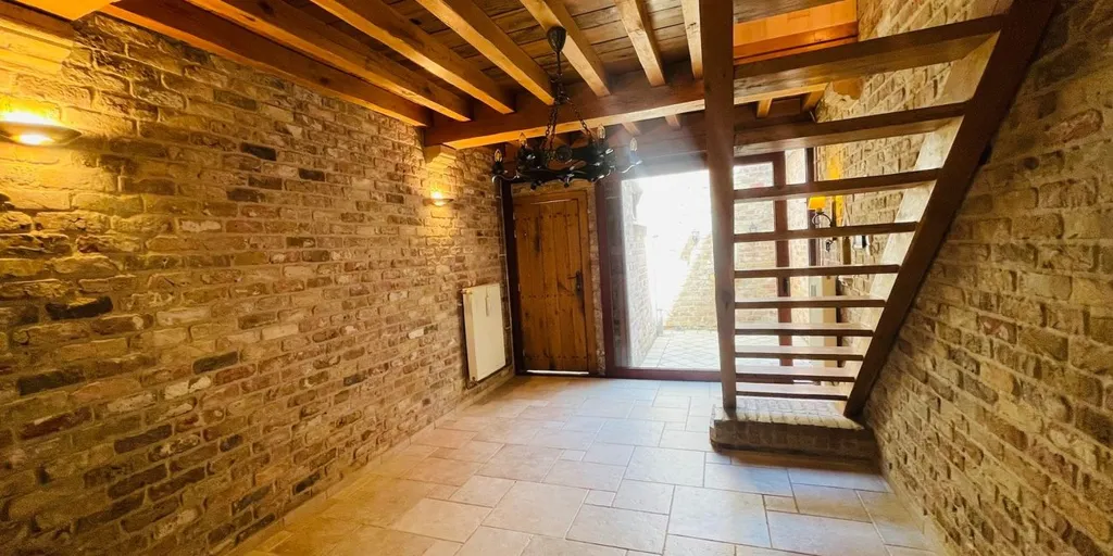 Pièces - Rijwoning Charmante avec Patio à Bruges