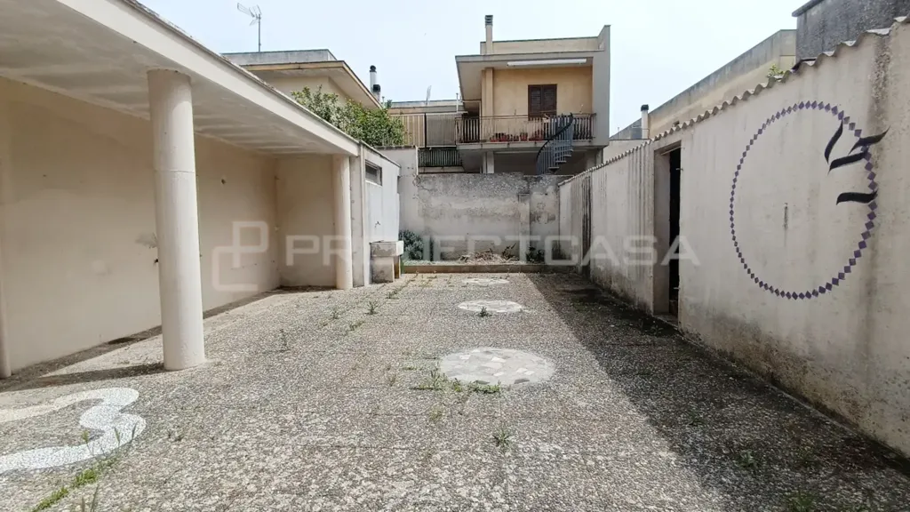 Aed - Independent House with Garden in Scorrano