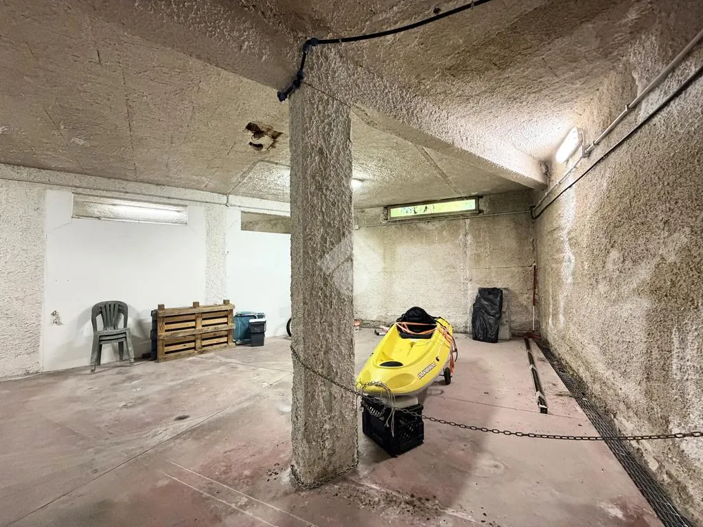 Garage - Rustic 3-Bedroom Apartment Near Beach in Ardea