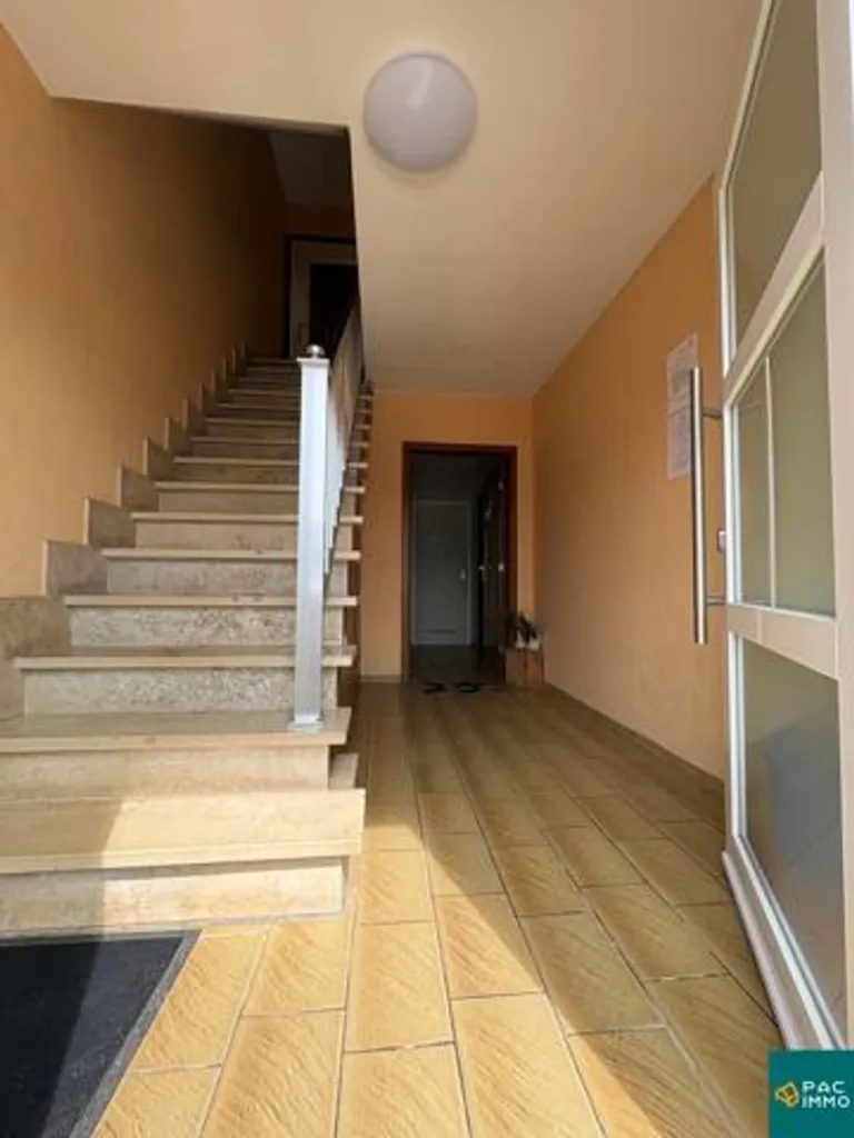 Pièces - Appartement avec Terrasse et Jardin en Résidence Semi-Détachée