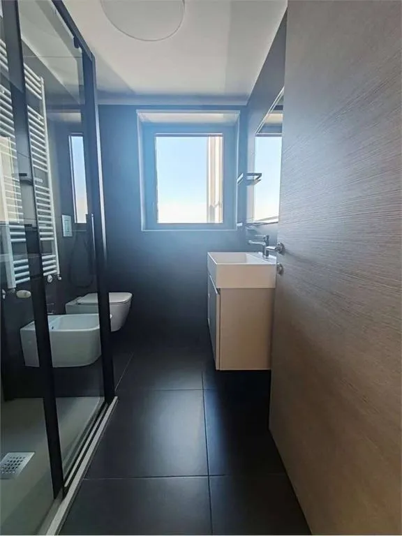Salles de bain - Attico Quadri with Skyline View in Milan