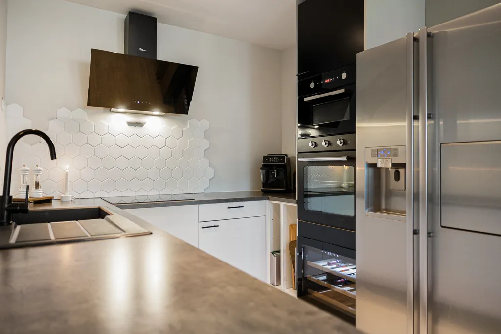 Cucina - Luxurious 3-Bedroom Flat with Balcony in Selfors