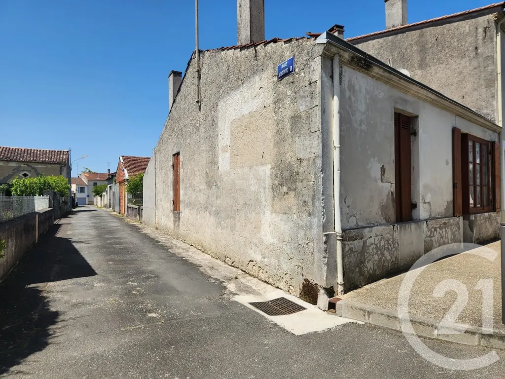 Välivaade - 4-Piece House with Garden in Lesparre-Médoc Centre