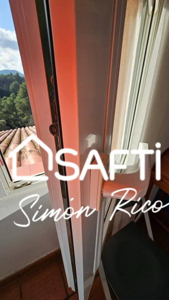 Pièces - Luxury Villa with Mountain Views in Cervelló