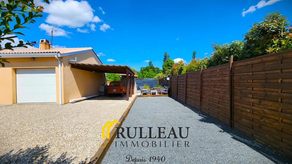 Extérieur - Maison Contemporaine avec Piscine à Saint-André-de-Cubzac