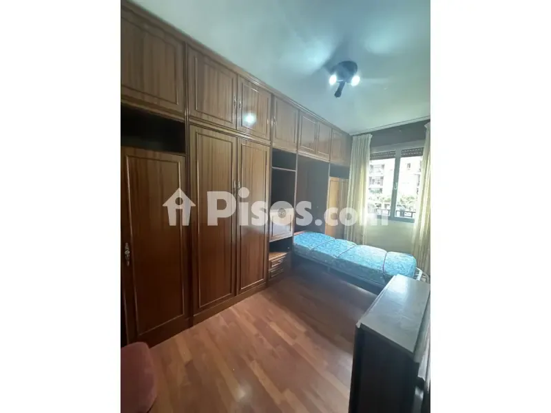 Magamistoad - Spacious Student Flat with Metro Access in San Ignacio