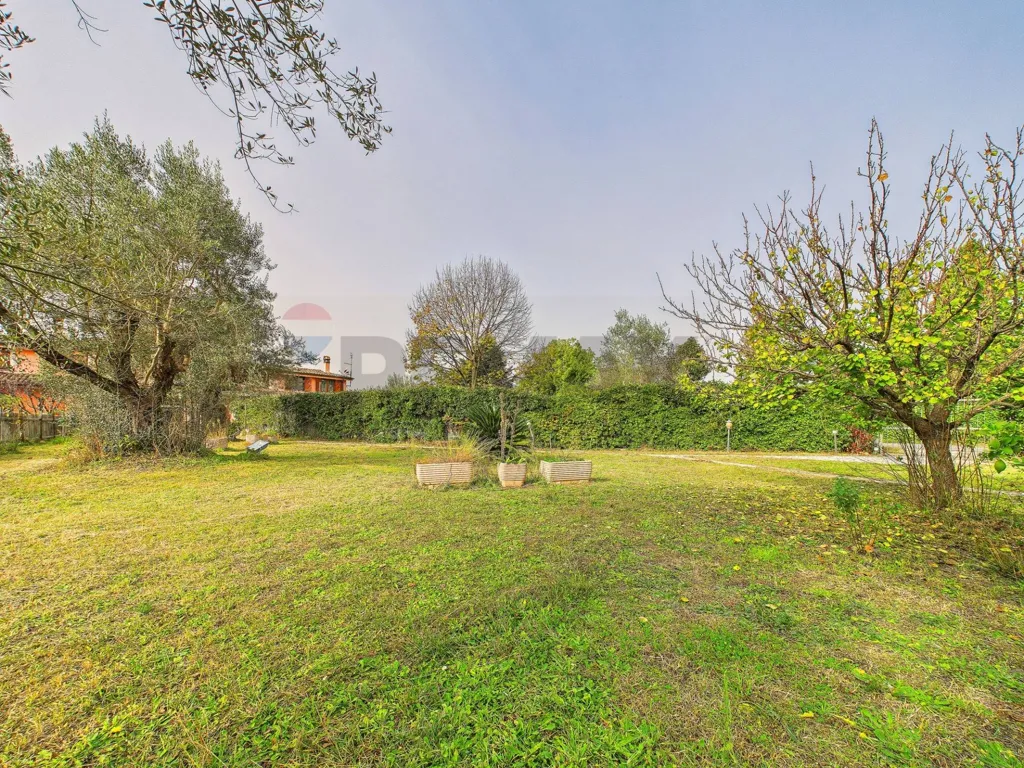 Giardino - Rustic-Style Semi-Detached Villa in Formello