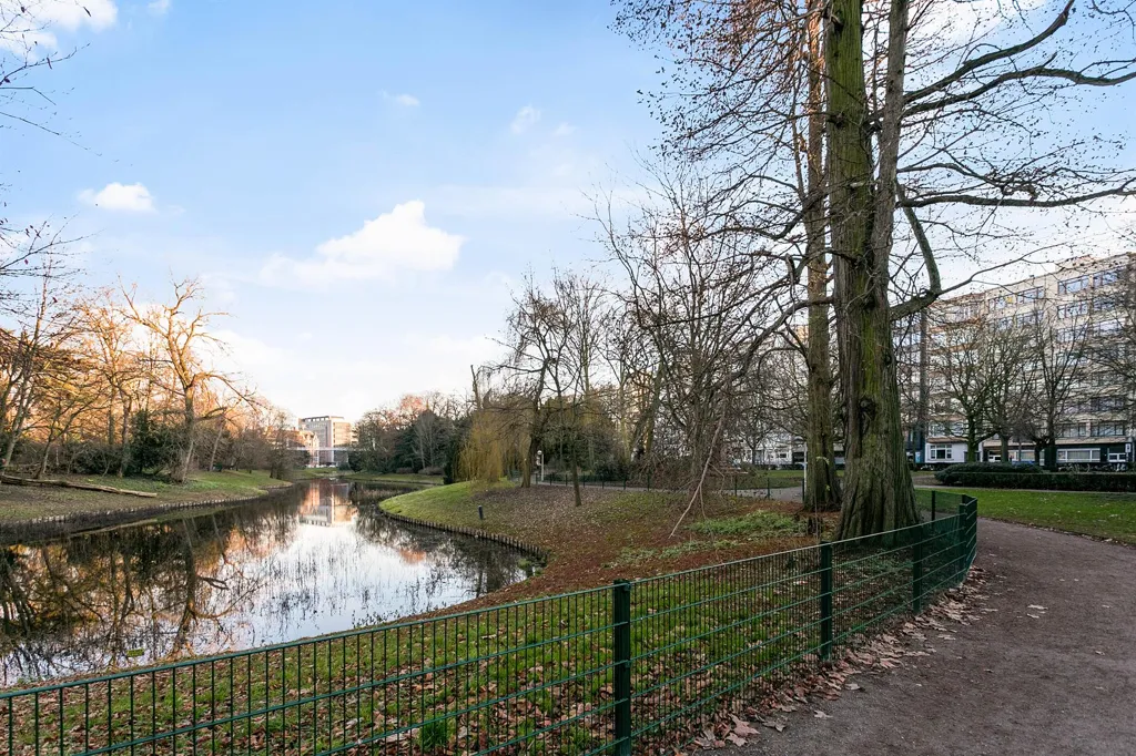 1-Bedroom Apartment with Park View in Antwerp
