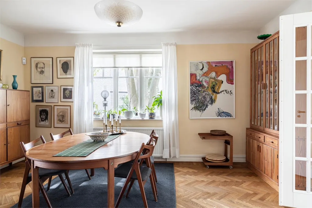 Sala da pranzo - Villa with 5 Bedrooms in Lund