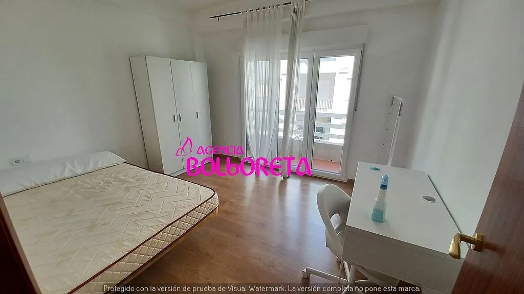 Magamistoad - Furnished Flat with Heating in Echegaray Centre