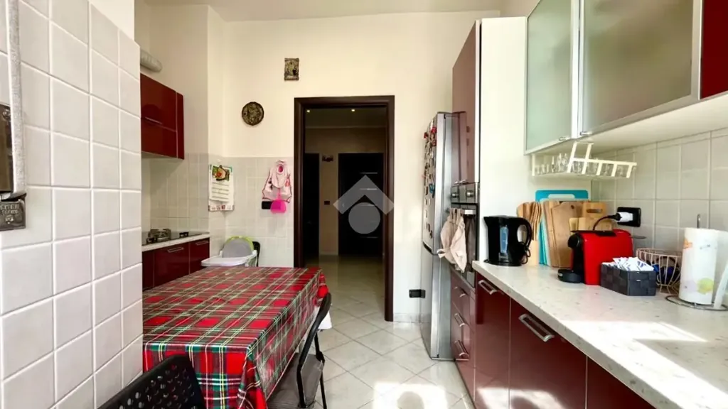 Cuisine - Restored 4-Bedroom Flat with Balcony in Torino