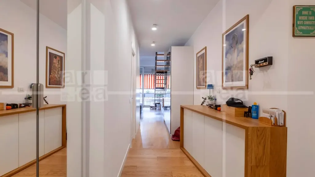 Entrée - Attico with Balcony in Monteverde, Rome
