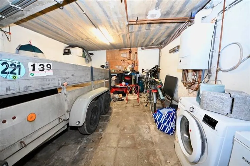 garage